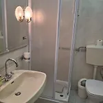Great House By The * וילה נובה דה קסלה
